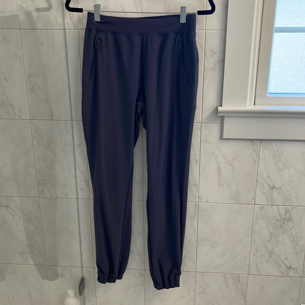 Lululemon Navy track pant - size 4